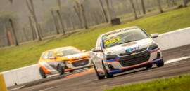 Turismo Nacional: Rafa Reis domina corridas e vence duas vezes no Velopark