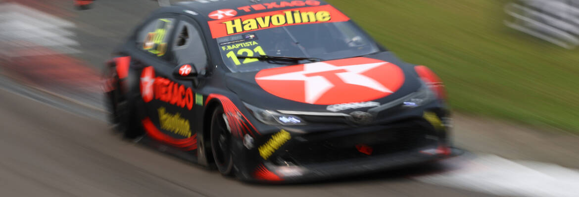 Felipe Baptista garante vitória maiúscula no Velopark e é líder absoluto da Stock Car