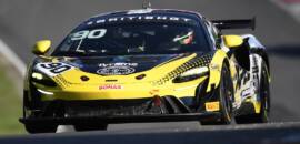 McLaren Artura vence o Campeonato Britânico de GT após domínio nas categorias GT3 e GT4