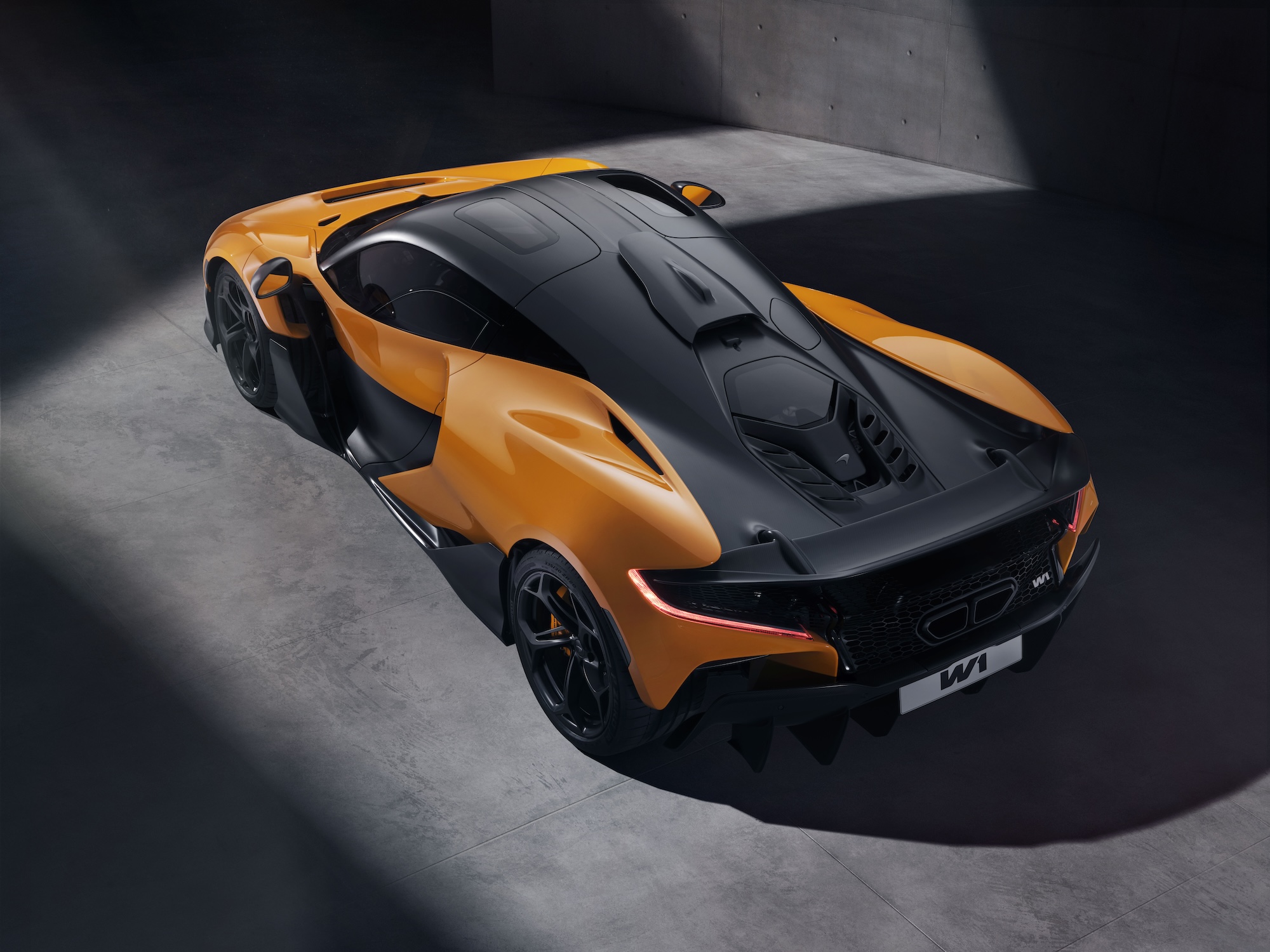 Novo McLaren W1: equipe de Fórmula 1 lança o "verdadeiro supercarro"