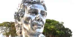 Lalalli Senna destaca restauração do busto “Nosso Senna” em Interlagos e marca presença no GP SP de F1