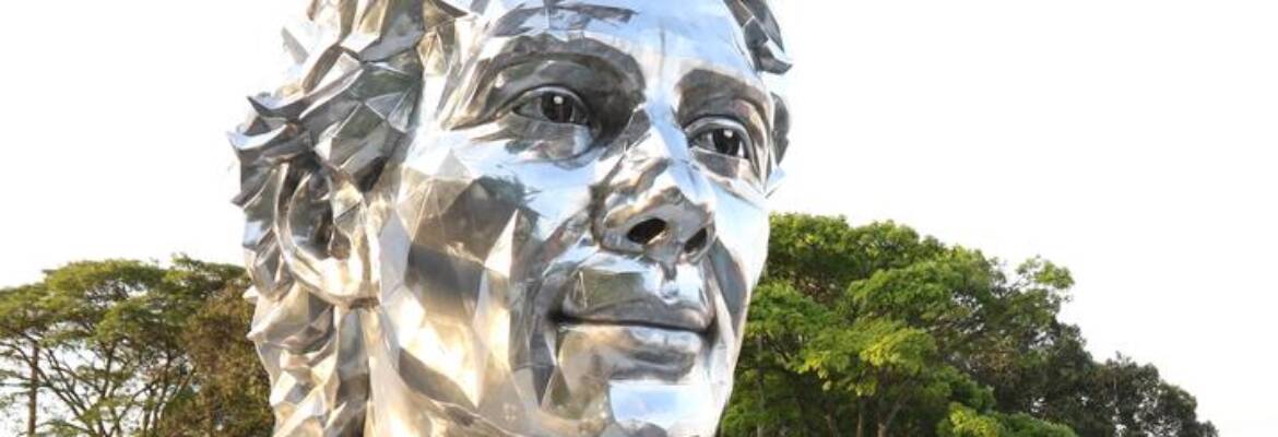 Lalalli Senna destaca restauração do busto “Nosso Senna” em Interlagos e marca presença no GP SP de F1