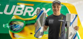 Com dois pódios na Argentina, Massa assume a liderança da Stock Car