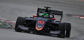 F3: Tsolov lidera terça-feira de testes em Barcelona. Câmara fica no top-5