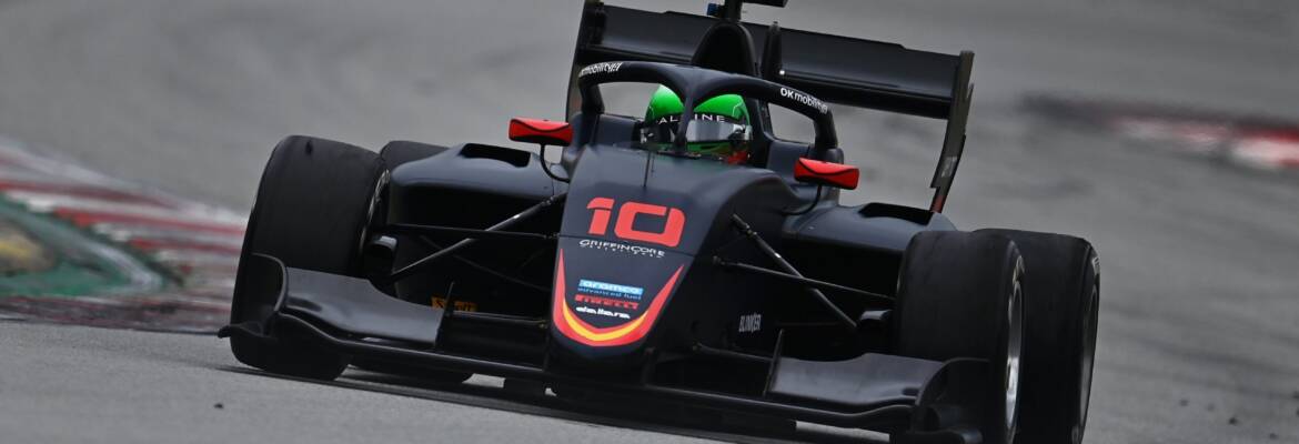 F3: Tsolov lidera terça-feira de testes em Barcelona. Câmara fica no top-5