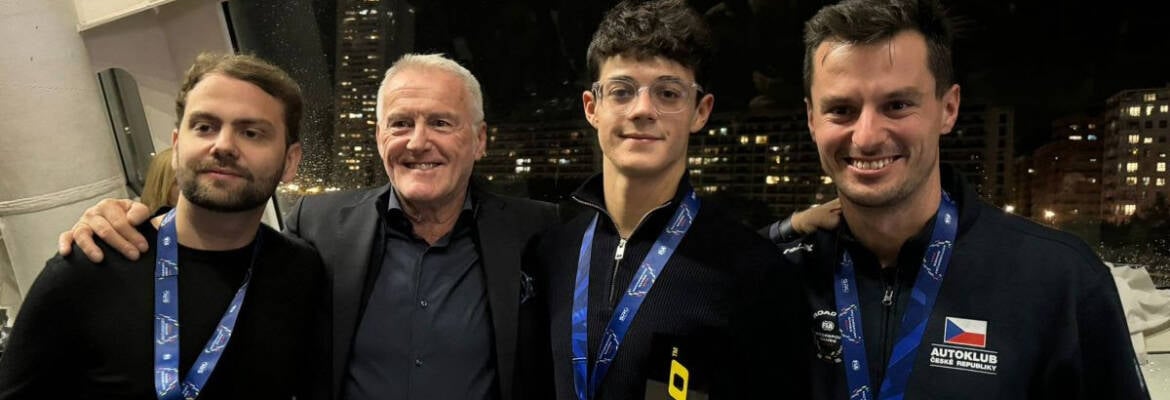 Ignacio Montenegro e Raphael Reis exibem a força do conceito TCR no FIA Motorsport Games