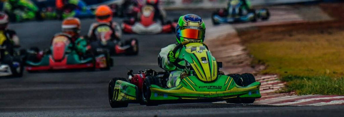 Vicente da Silva disputa Rok Superfinal na Itália após cravar melhor volta no Brasileiro de Kart