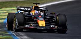 Verstappen escolhe nº 1 para correr na Fórmula 1 em 2025