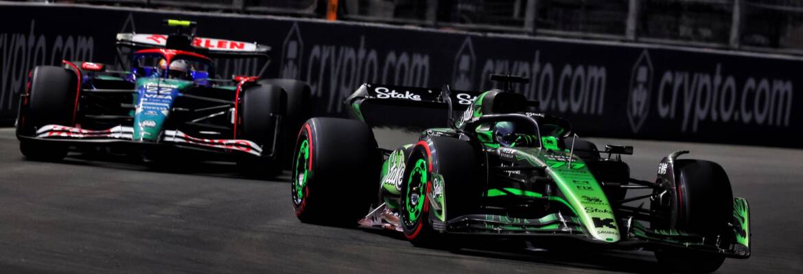 Podcast: GP de Las Vegas, agressividade de Verstappen e as polêmicas da FIA