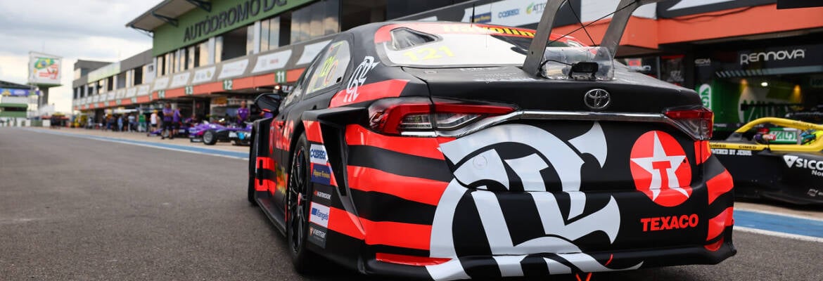 Stock Car: Carro de Felipe Baptista exibirá pintura em homenagem ao Flamengo