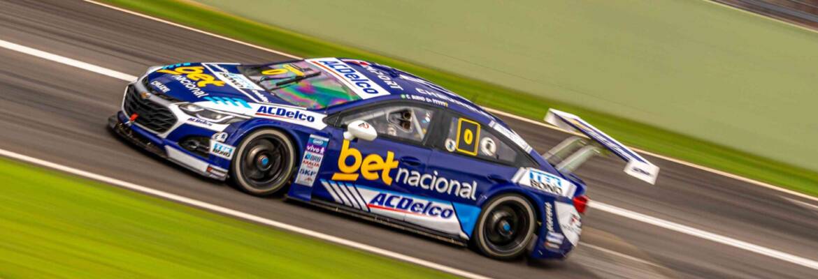 Stock Car: Cacá Bueno ganha seis posições em corrida Sprint, e mira top-10 no domingo em Goiânia