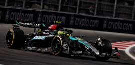 F1: Hamilton lidera dobradinha da Mercedes no primeiro treino em Las Vegas