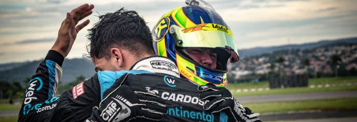 Ernani Kuhn e João Cardoso lideram campeonato Sprint da Turismo Nacional