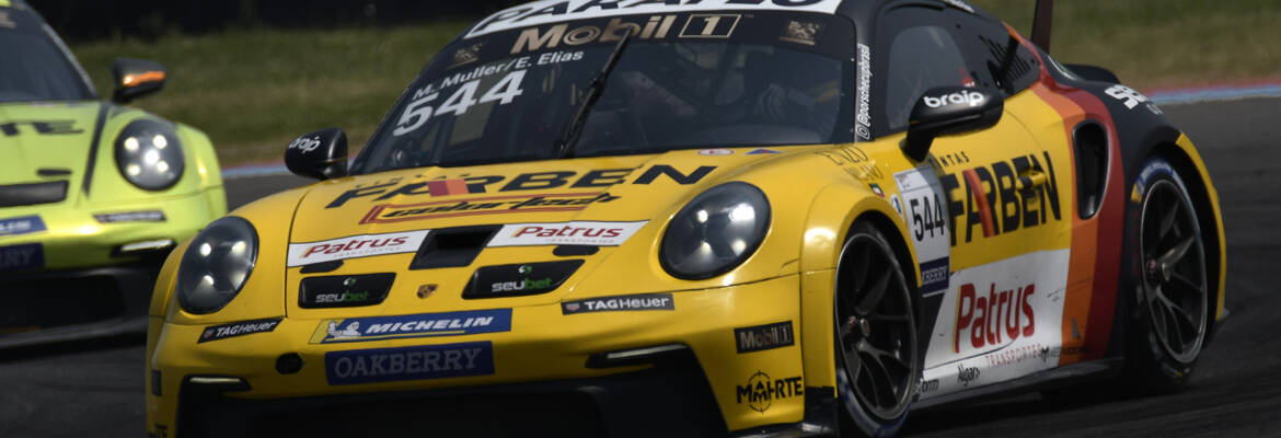 Müller/Elias fica com pole em classificação marcada por densa neblina na Porsche Endurance
