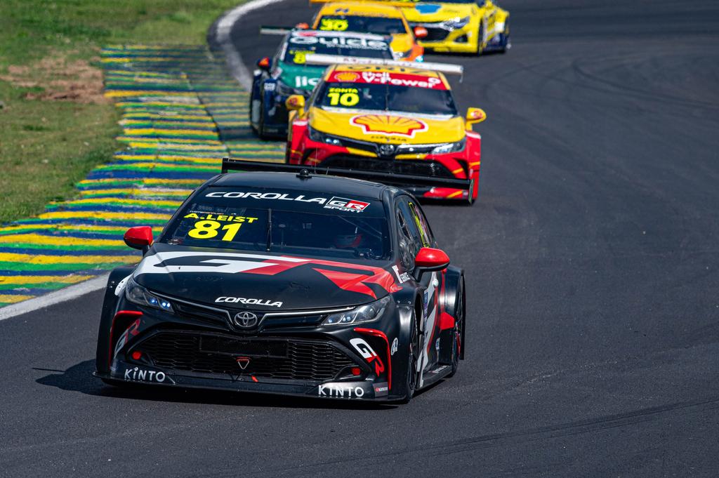 Arthur Leist fecha primeira temporada na Stock Car com top-10 ao lado ...
