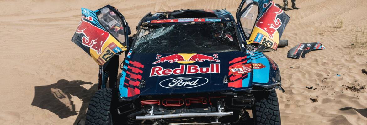 Carlos Sainz pai sofre capotagem durante Rally Dakar