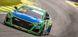 Campeão da Nascar Brasil e estreante de destaque na Copa Truck, Diogo Moscato disputa provas da Nascar nos EUA