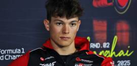 F1: Bearman apoia Verstappen e critica diretrizes “pouco naturais” da FIA