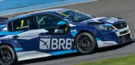TCR South America: Cardoso protagoniza disputa épica com Nelsinho Piquet