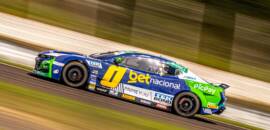 Pole position neste domingo, Cacá Bueno mostra bom ritmo na primeira corrida da NASCAR Brasil no MS