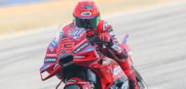 MotoGP: Marc Márquez lidera dobradinha familiar e é pole em estreia na Ducati