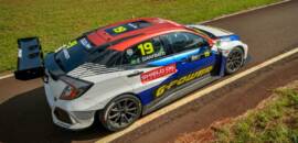 Enzo Gianfratti se impressiona com tecnologia e universo do TCR South America Banco BRB