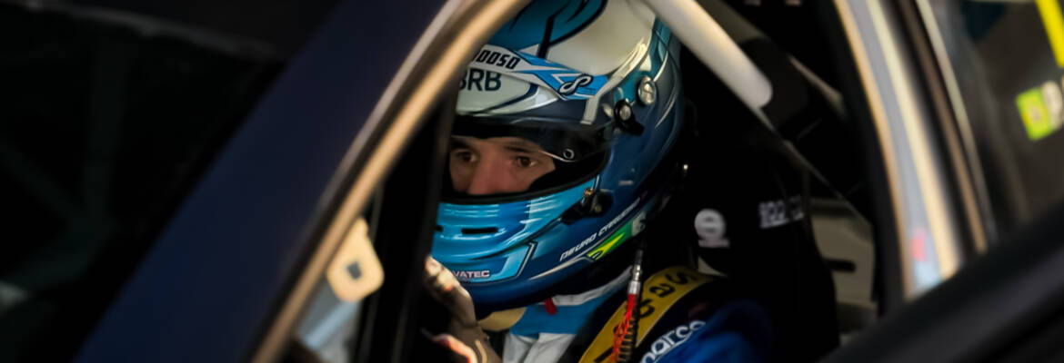 Pedro Cardoso fatura dois pódios na etapa do TCR South America em Oberá