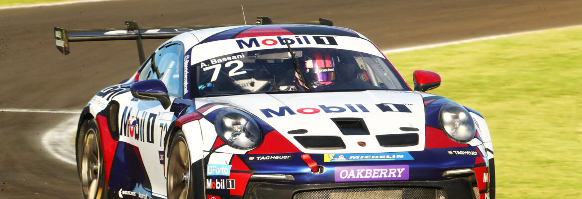 Bassani e Bufoni acelera em Interlagos na terceira etapa da Porsche Cup Brasil