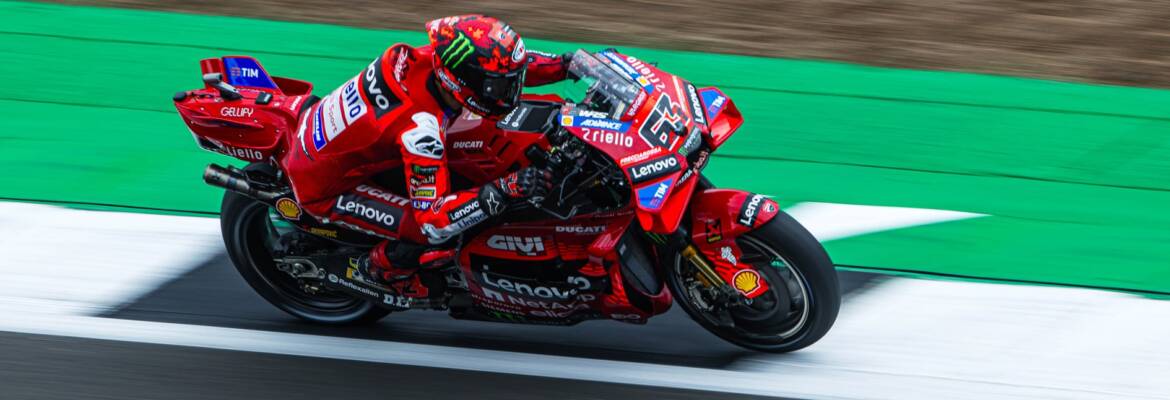 MotoGP: Bagnaia diz que Márquez consegue ”esconder problemas da Ducati”