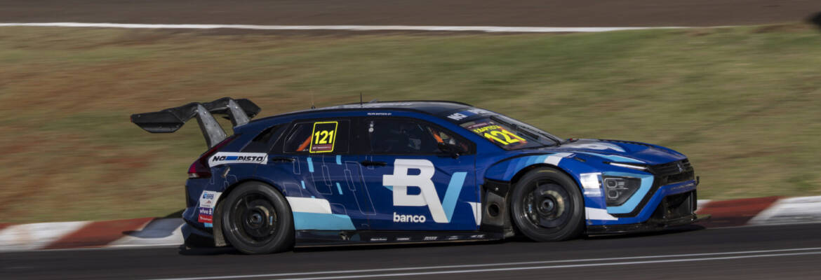 Car Racing coloca Felipe Baptista e Gianluca Petecof no top-10 em Cascavel na corrida principal da Stock Car