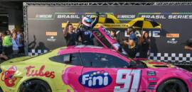 Barrichello domina, mas abre espaço: resumo da NASCAR Brasil antes de Tarumã