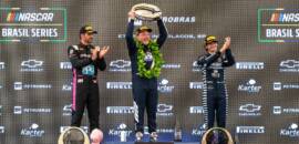 Barrichello faz segundo pódio em Interlagos e conquista a liderança da NASCAR Brasil