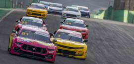 NASCAR Brasil em Interlagos: Barrichello domina, Full Time se impõe e disputa muda de patamar