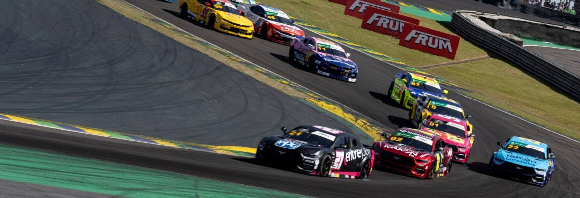 Após vitórias em Interlagos, Barrichello lidera, seguido por Camilo e Genz; veja a classificação da NASCAR Brasil
