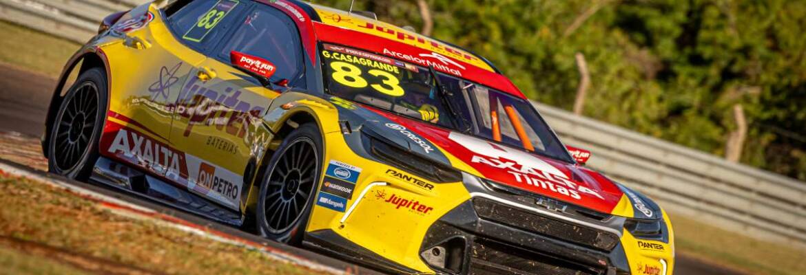 Stock Car: Gabriel Casagrande escala pelotão, ganha 9 posições e fica perto de briga pelo pódio em Cascavel