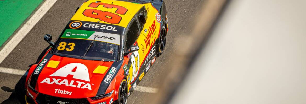 Gabriel Casagrande projeta evolução após primeiro treino em Interlagos na NASCAR Brasil