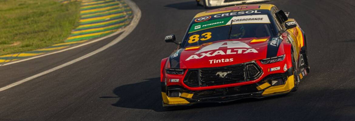 Gabriel Casagrande supera corrida desafiadora na NASCAR Brasil e garante sétimo lugar em Interlagos