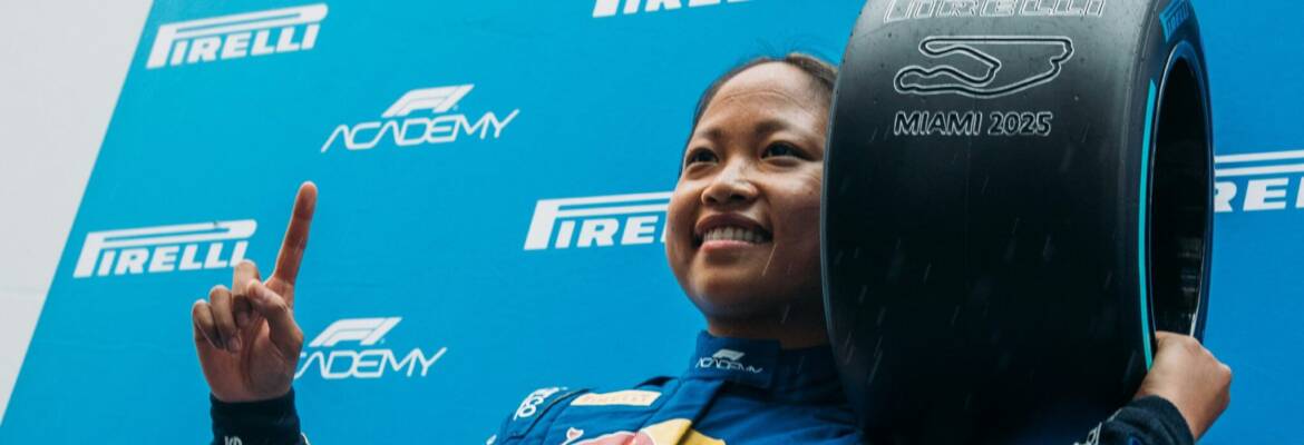 F1 Academy: Chambers consegue pole em molhada classificação em Miami