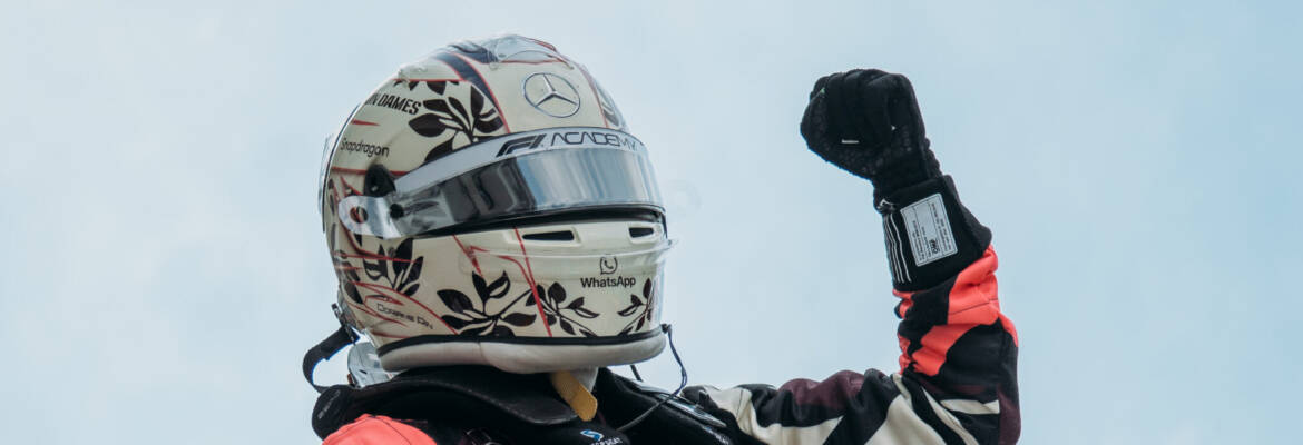 F1 Academy: Pin larga em sexta e vence corrida 1 do GP de Miami