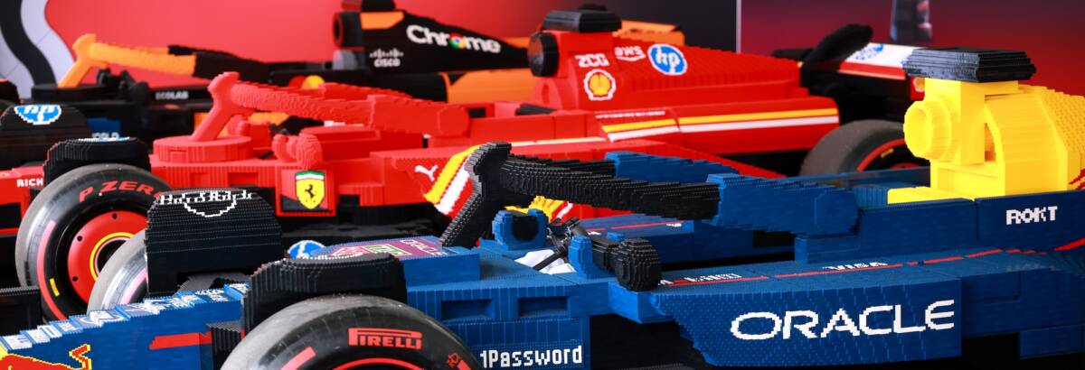 F1: Leclerc brinca que corrida de LEGO foi melhor momento da Ferrari em 2025