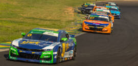 NASCAR Brasil: Cacá Bueno escala pelotão, fatura top-10 e exalta desempenho do carro em Interlagos