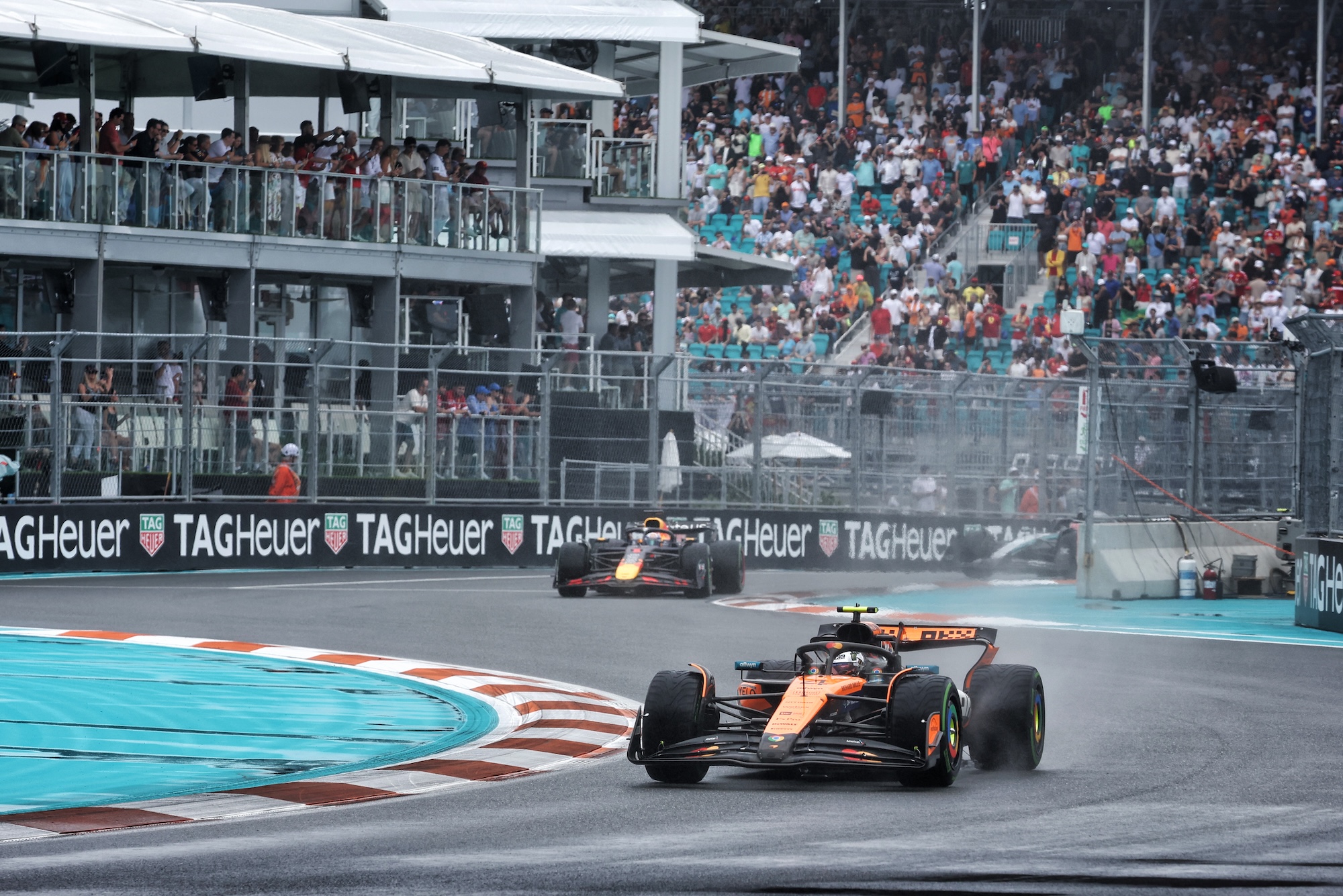 Lando Norris (GBR) McLaren MCL39.