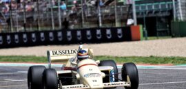Thierry Boutsen (BEL) drives his 1985 Arrows A8.