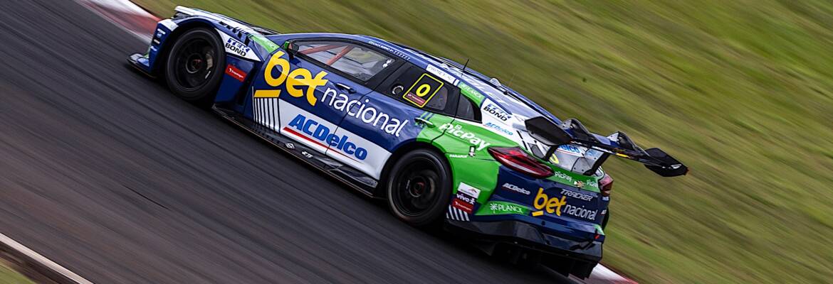 Stock Car: Recordista de poles no Velopark, Cacá Bueno mira etapa livre de problemas