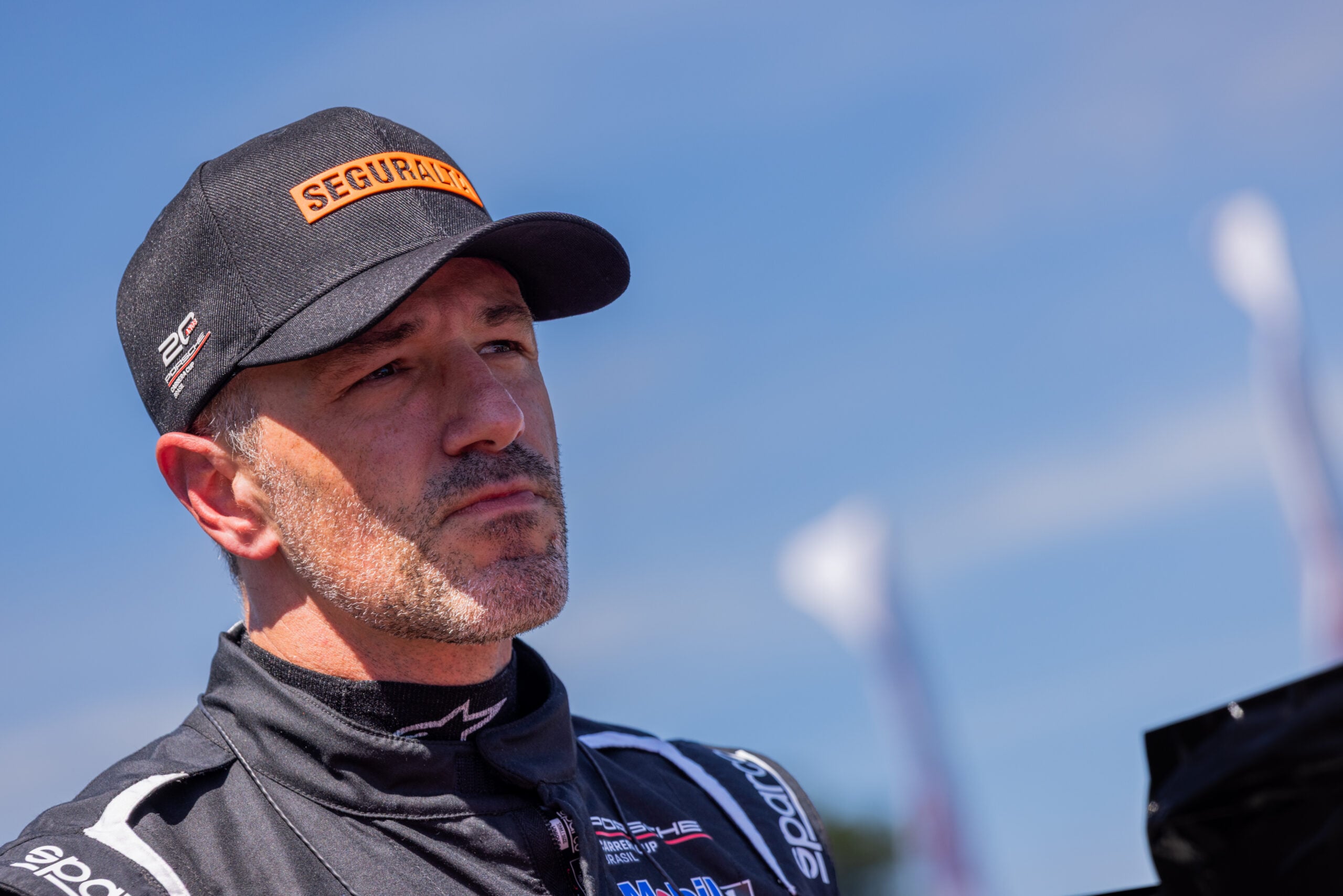 Porsche Cup: Zanon mostra força em Algarve, mas incidente encerra corrida promissora na volta final