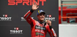 MotoGP: Márquez dribla problema na largada e vence 8ª sprint no ano