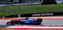 F1: Carro de Sainz pega fogo e atrasa largada do GP da Áustria