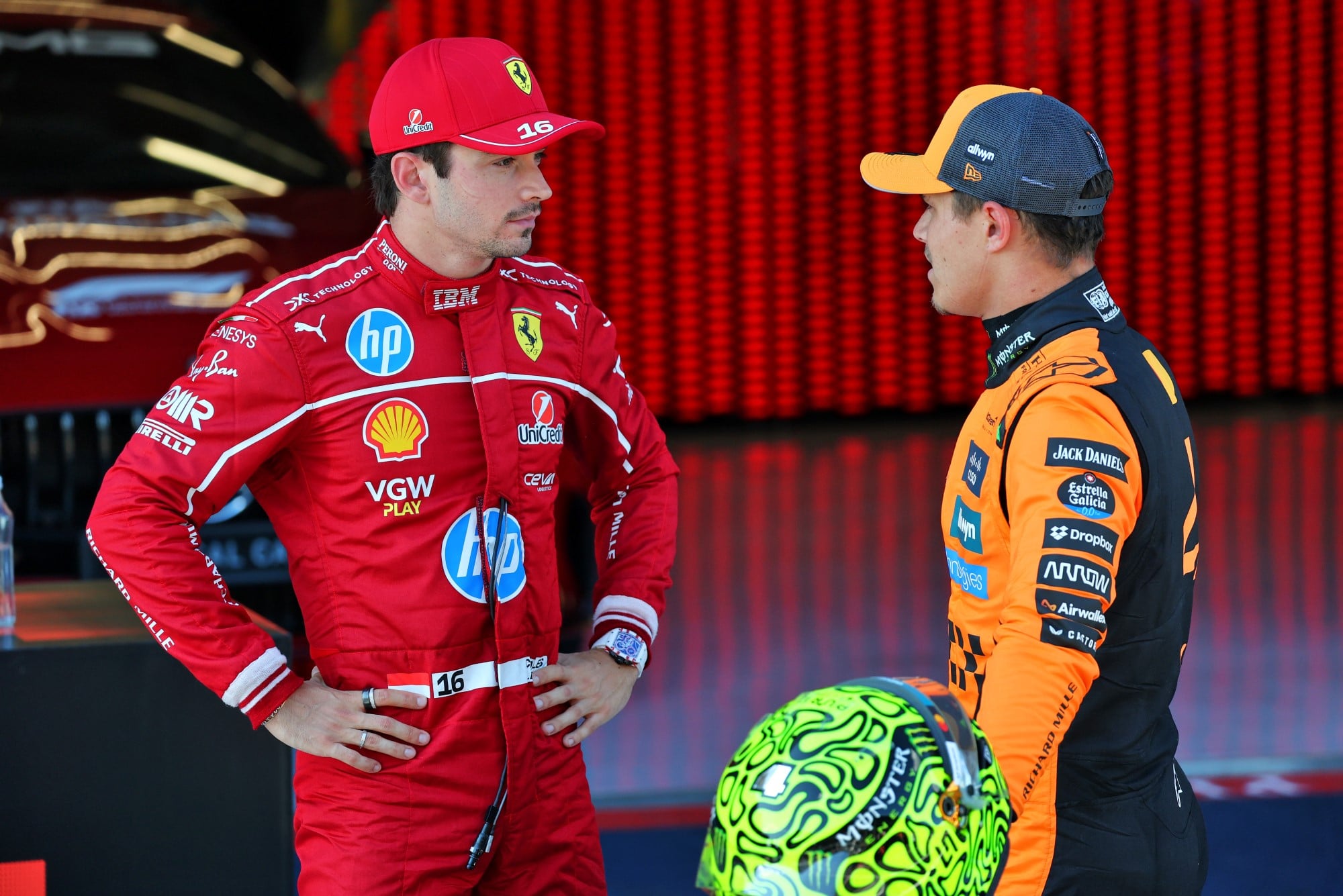 F1: Comissários convocam Norris e Leclerc por infração em dia de mídia em Mônaco
