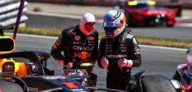 F1: Buxton fala em “escolha difícil” da Mercedes em caso de vinda de Verstappen