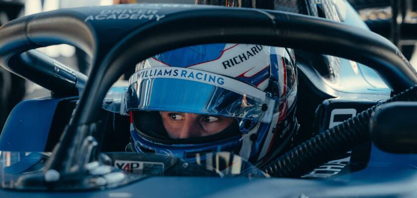 F1: Williams confirma Victor Martins como reserva no GP do Canadá